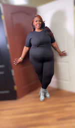 Load image into Gallery viewer, Comfy Leggings Set | Curvy
