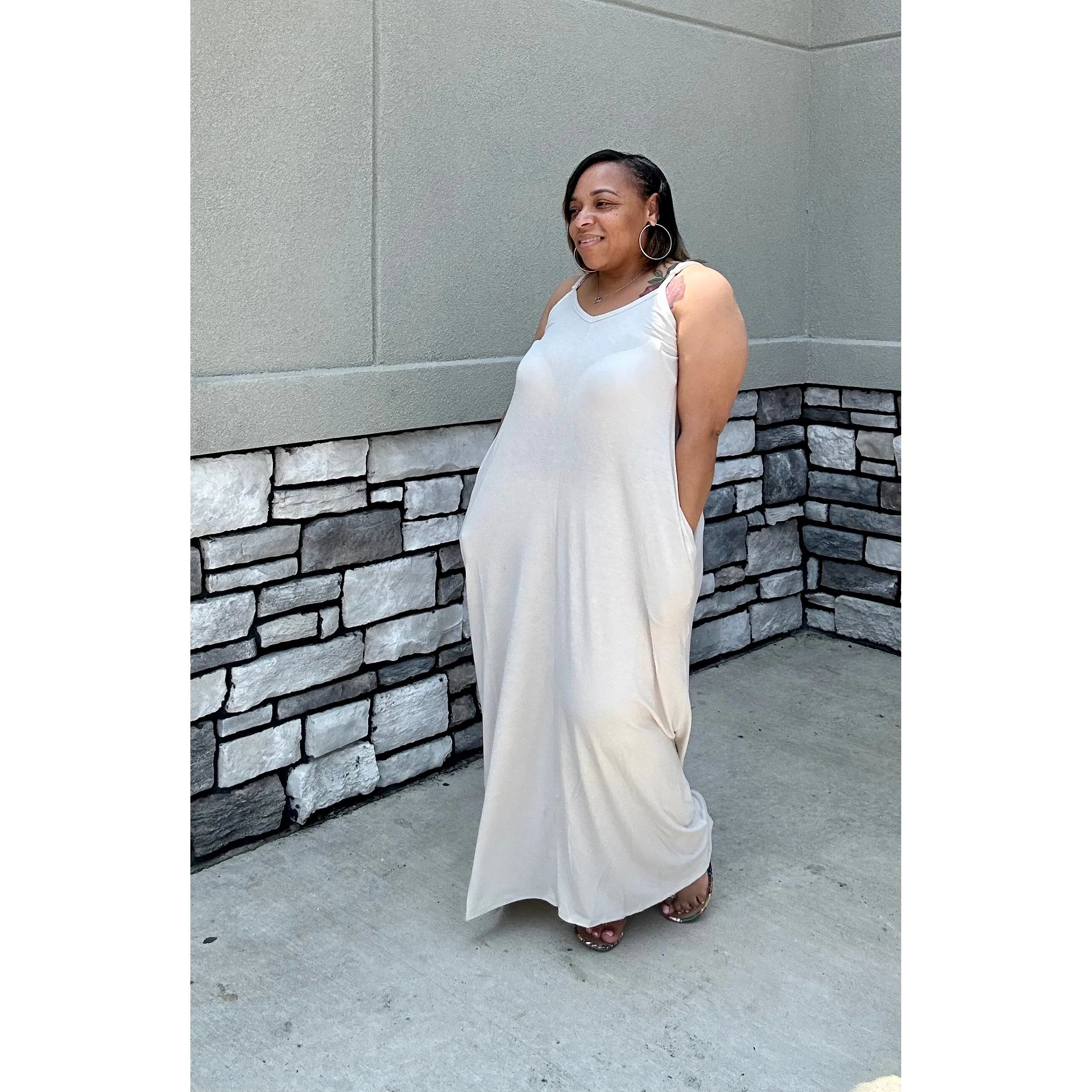 V-Neck Loose Maxi | Curvy